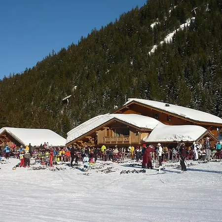 Hotel La Perdrix Blanche